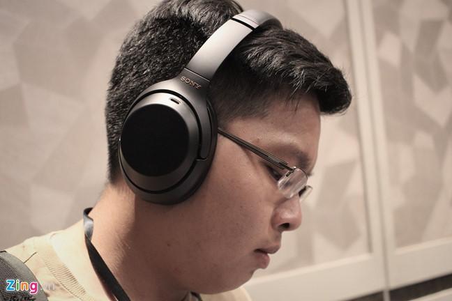 Sony ra mắt tai nghe chống ồn giá 8,5 triệu đồng tại Việt Nam