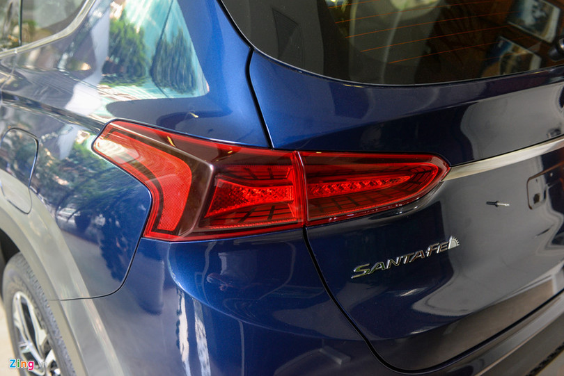 Hyundai SantaFe 2019 bất ngờ xuất hiện tại Hà Nội