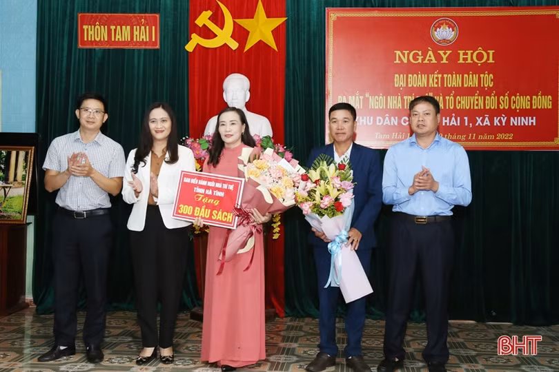 Ra mắt tổ chuyển đổi số cộng đồng trong Ngày hội Đại đoàn kết ở Kỳ Ninh