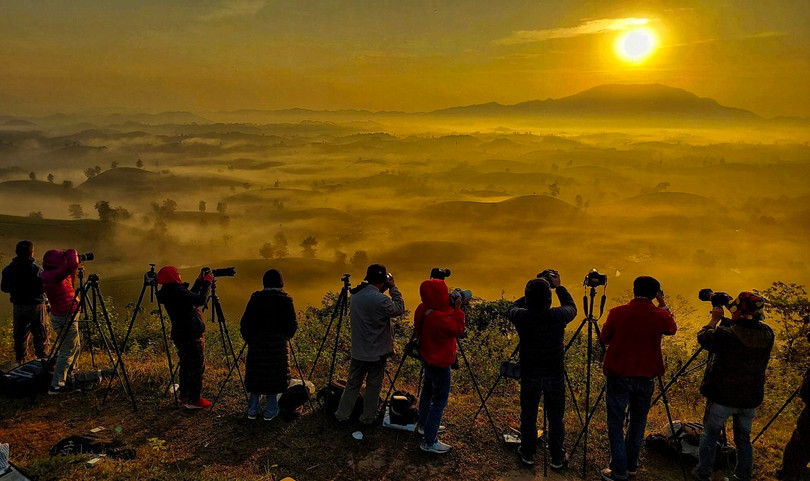 Lạc bước chốn tiên cảnh tuyệt đẹp tại đồi chè Long Cốc