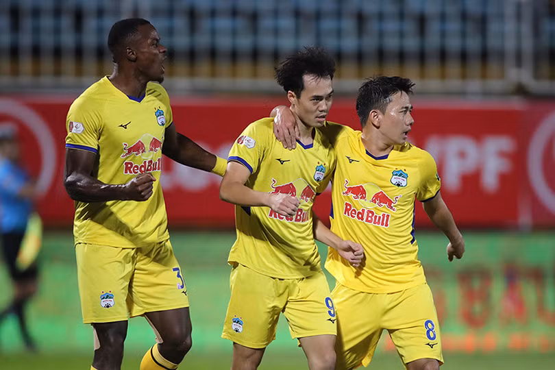 Hoàng Anh Gia Lai vắng Công Phượng, Hồng Lĩnh Hà Tĩnh có cơ hội để trụ hạng?