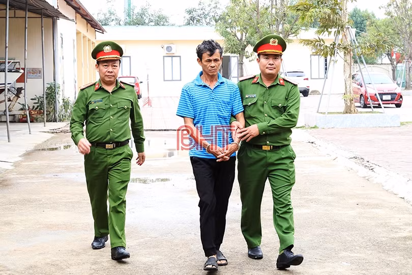 Khởi tố, bắt giam đối tượng giao cấu với người hơn 14 tuổi ở Cẩm Xuyên