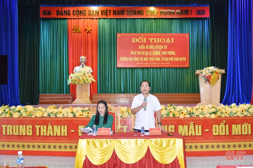 Lãnh đạo huyện Lộc Hà đối thoại với gần 200 cán bộ thôn, tổ dân phố