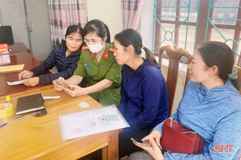 Công an Hà Tĩnh dồn sức “90 ngày, đêm” thực hiện các thủ tục về dữ liệu dân cư