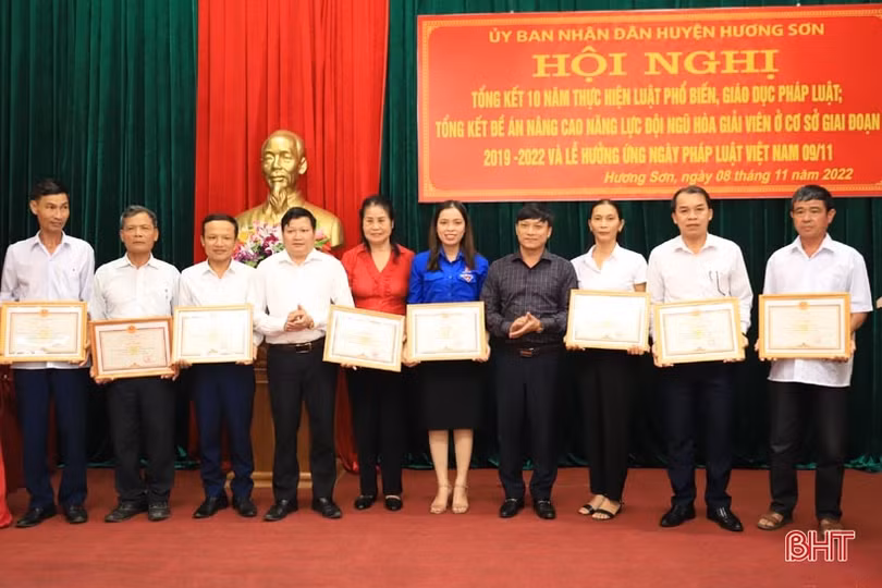 Hương Sơn tiếp tục đổi mới hình thức tuyên truyền Luật Phổ biến giáo dục pháp luật