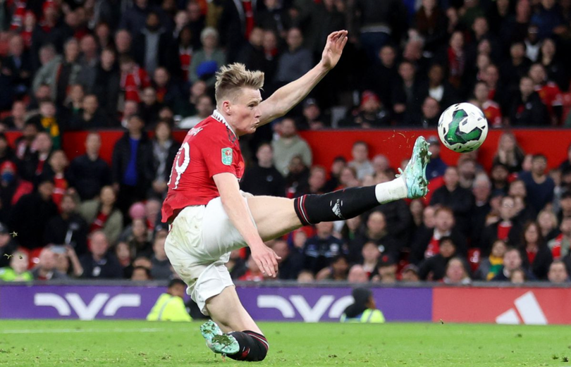 Man Utd thắng đậm Aston Villa khi vắng Ronaldo