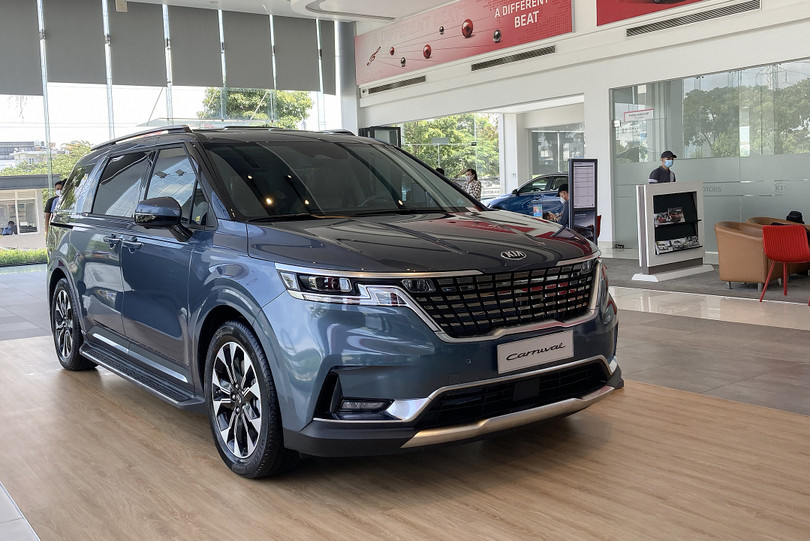 Loạt xe Kia giảm giá hàng chục triệu đồng