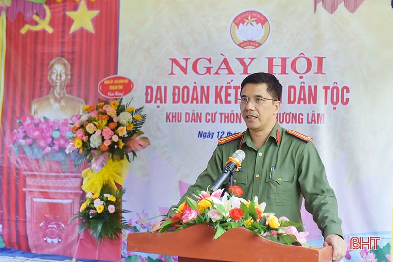 Lãnh đạo tỉnh chung vui ngày hội đoàn kết tại Thạch Hà, Hương Khê