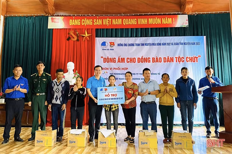 Tuổi trẻ Hà Tĩnh đồng loạt ra quân tình nguyện mùa Đông - Xuân tình nguyện