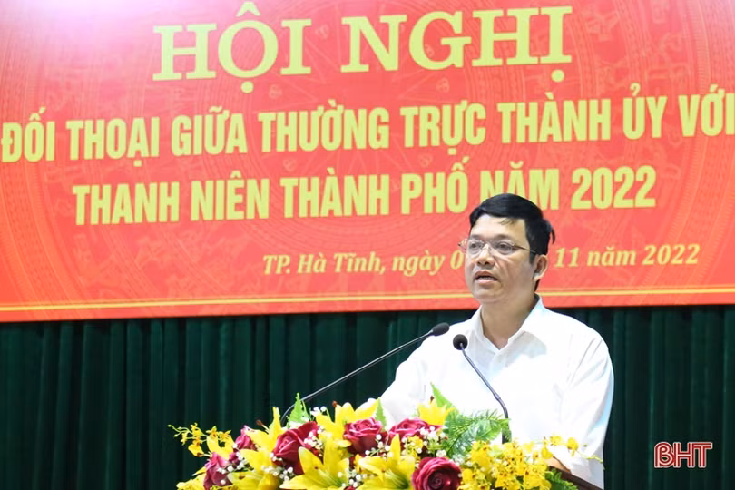 Bí thư Thành ủy Hà Tĩnh mong muốn thanh niên ra sức cống hiến nhiều hơn, xung kích đi đầu trong các phong trào