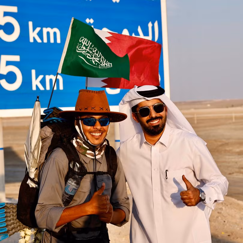 Đi bộ 1.600 km xem World Cup