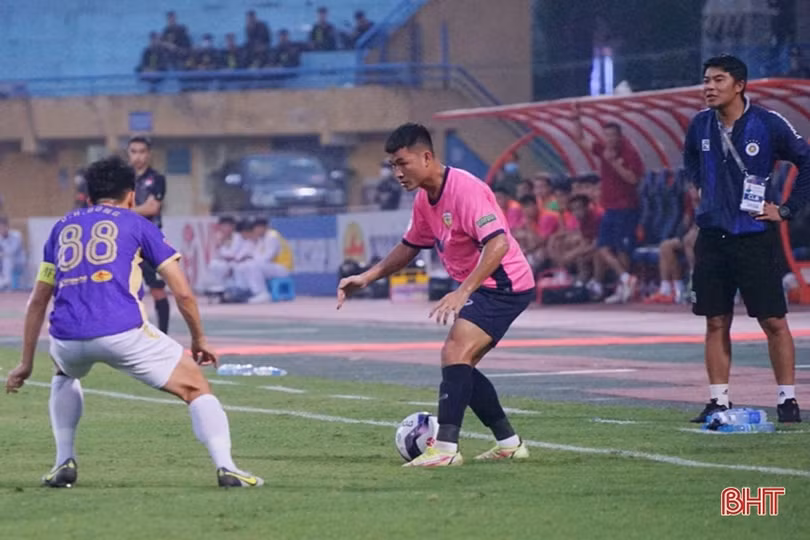 Hồng Lĩnh Hà Tĩnh không thể gây bất ngờ trước Hà Nội FC