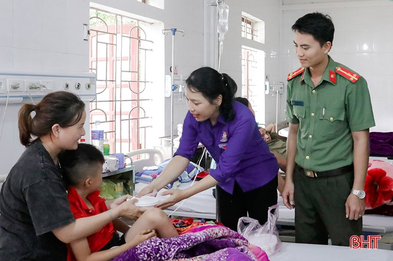 Nhiều hoạt động ý nghĩa của tuổi trẻ Công an Hương Sơn hướng về bệnh nhân nghèo