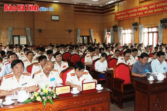 Vinh danh 49 tập thể, cá nhân điển hình thi đua "Vì An ninh tổ quốc" ảnh 2 Vinh danh 49 tập thể, cá nhân điển hình thi đua "Vì An ninh tổ quốc" ảnh 2