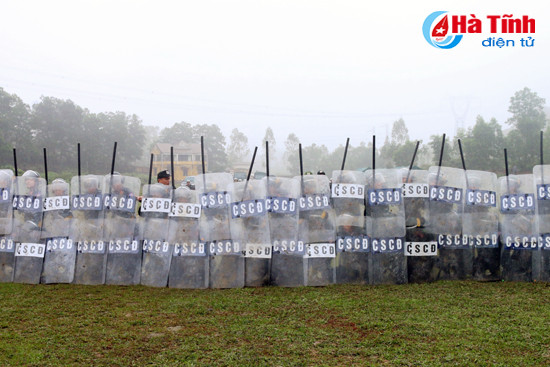 canh sat co dong dam bao san sang chien dau moi tinh huong