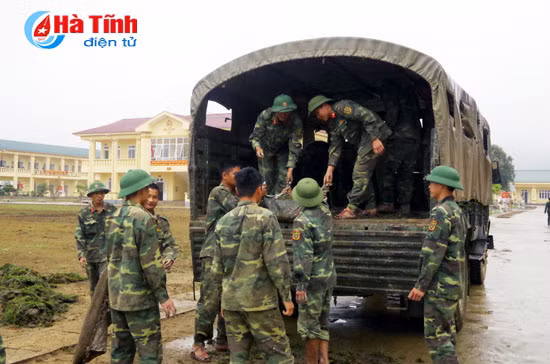 mot ngay cua tan binh ha tinh tai trung doan 335 su doan 324