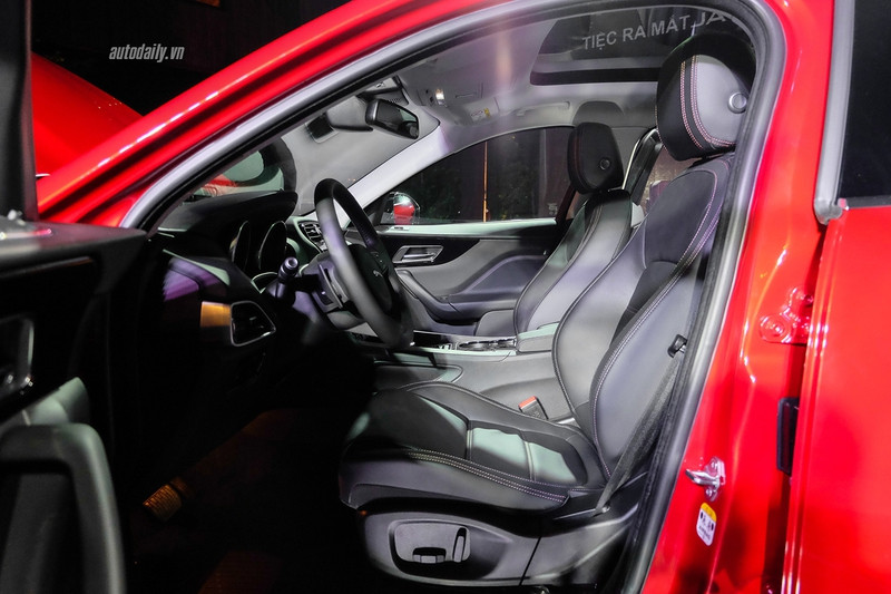 Chi tiết SUV hạng sang Jaguar F-PACE vừa ra mắt tại Việt Nam ảnh 8 chi tiet suv hang sang jaguar f pace vua ra mat tai viet nam