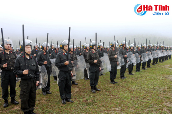 canh sat co dong dam bao san sang chien dau moi tinh huong