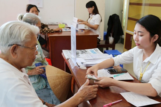 tu 1 7 luong huu du kien tang 7 4