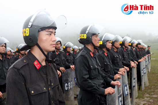 canh sat co dong dam bao san sang chien dau moi tinh huong