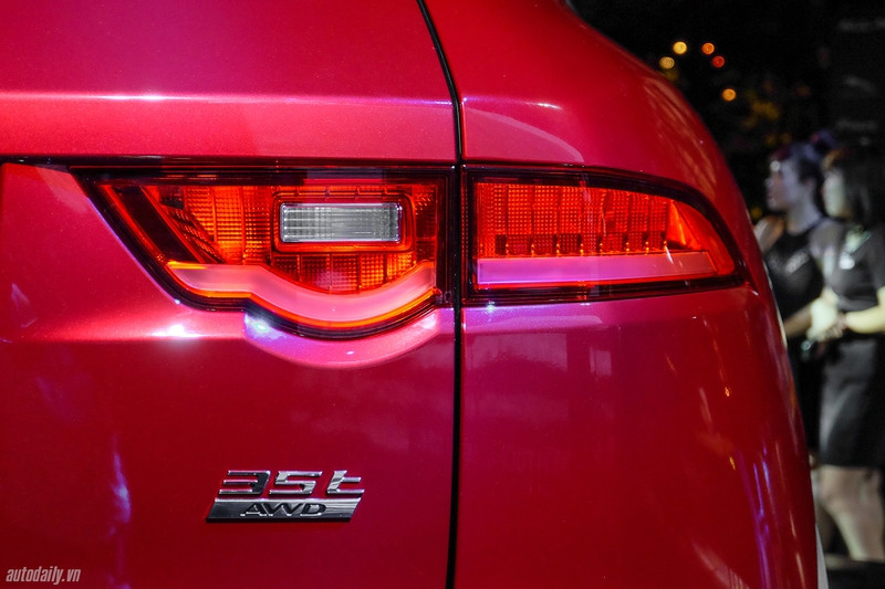 Chi tiết SUV hạng sang Jaguar F-PACE vừa ra mắt tại Việt Nam ảnh 7 chi tiet suv hang sang jaguar f pace vua ra mat tai viet nam