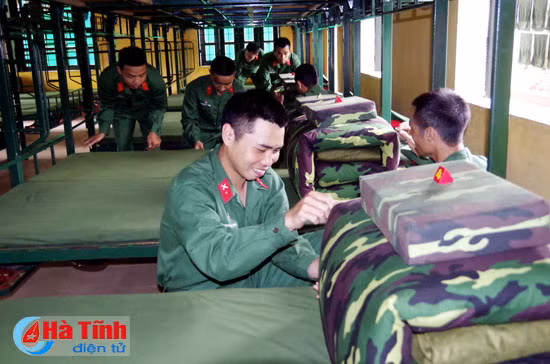 mot ngay cua tan binh ha tinh tai trung doan 335 su doan 324