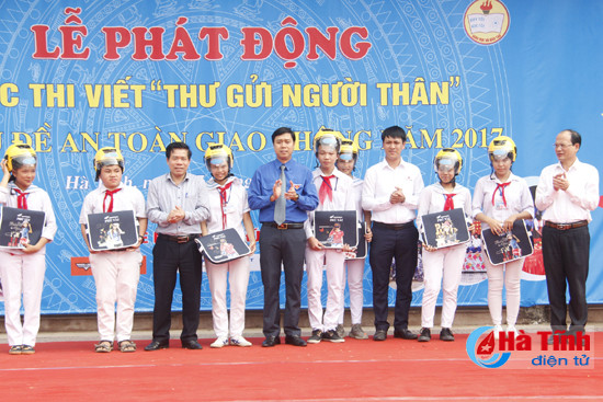 phat dong cuoc thi viet thu gui nguoi than ve atgt