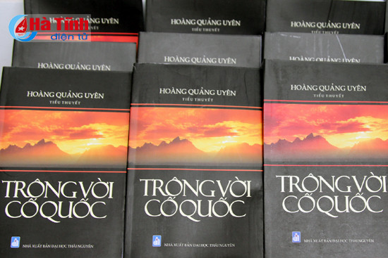 ra mat tieu thuyet lich su trong voi co quoc viet ve bac ho