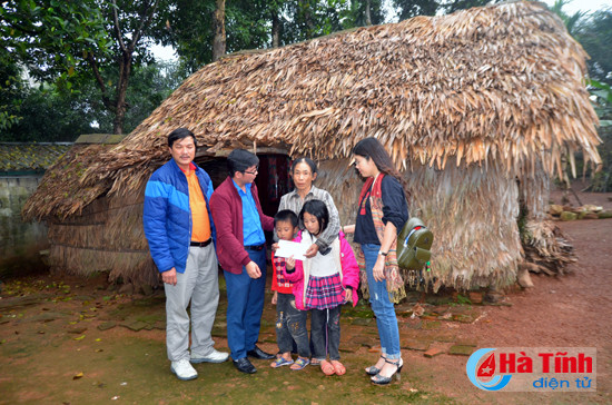 chi doan bao ha tinh ho tro hoc sinh co hoan canh dac biet kho khan