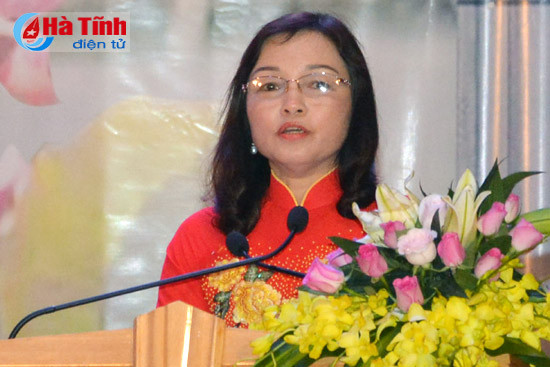 lien hoan hat ru va hat dan ca mung thanh cong dai hoi phu nu toan quoc