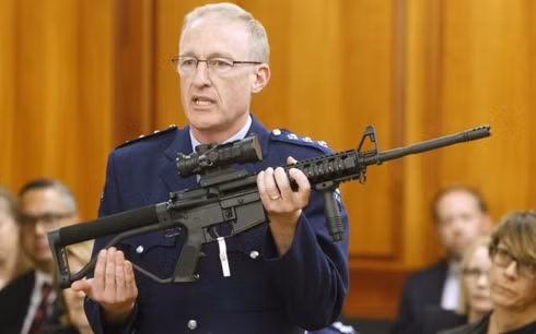 Thế giới nổi bật trong tuần: Tổng thống bị bắt giữ, Sudan bắt đầu giai đoạn chuyển tiếp kéo dài 2 năm