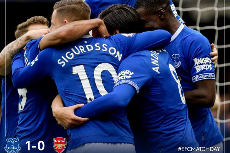 Everton 1-0 Arsenal: Lung lay vị trí “chú Tư”