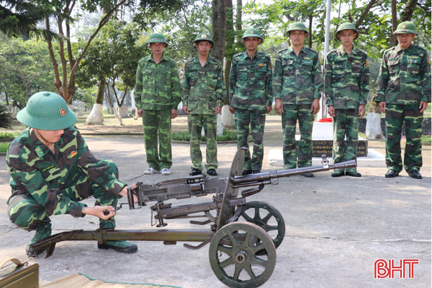 Đồn Biên phòng Lạch Kèn ra quân huấn luyện đầu năm