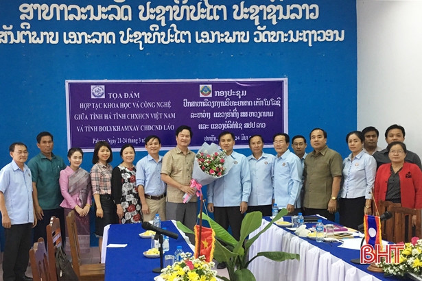 Hà Tĩnh chuyển giao công nghệ trồng nấm và nuôi hươu cho CHDCND Lào