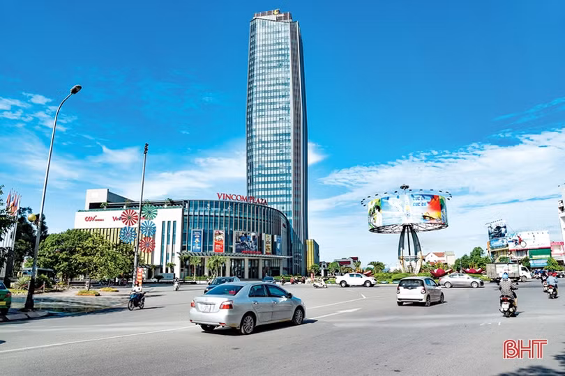 Những công trình tôn dáng vóc Thành Sen