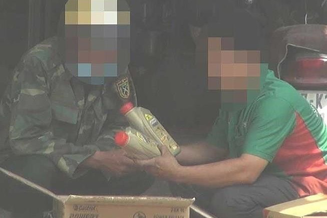 Làm gì để nhận biết ô tô đang sử dụng nhớt giả ảnh 1 Làm gì để nhận biết ô tô đang sử dụng nhớt giả