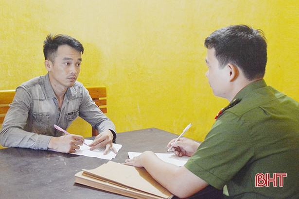 Mua ma túy về bán cho con nghiện