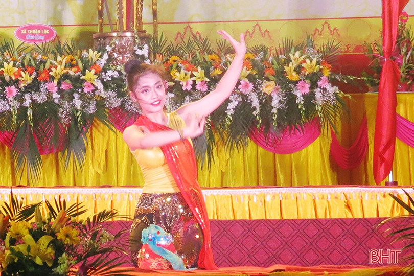 Đặc sắc đêm giao lưu văn nghệ “Tiếng hát từ cội nguồn”