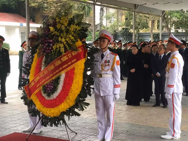 Lãnh đạo Đảng, Nhà nước dâng hương viếng Trung tướng Đồng Sỹ Nguyên