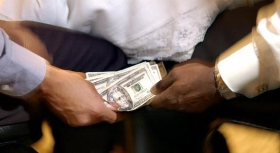 Ethiopia bắt giữ hàng chục quan chức tình nghi tham nhũng