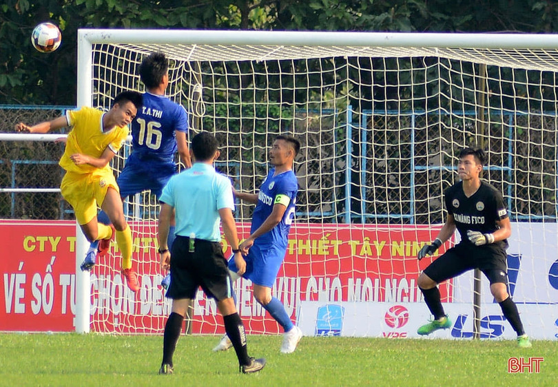 Hồng Lĩnh Hà Tĩnh giành 3 điểm đầu tiên tại giải hạng Nhất quốc gia 2019