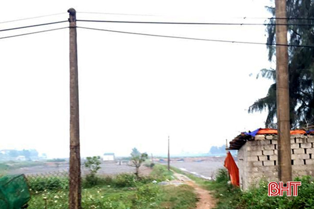 Điện giật tử vong do bất cẩn khi bơm nước hồ tôm