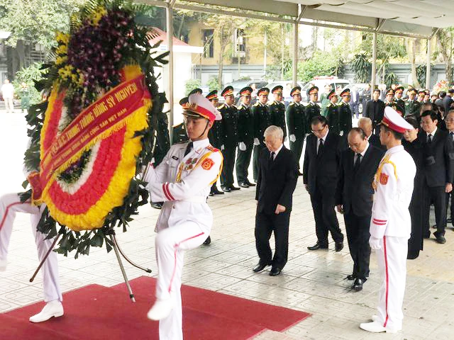 Lãnh đạo Đảng, Nhà nước dâng hương viếng Trung tướng Đồng Sỹ Nguyên
