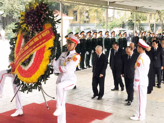 Lãnh đạo Đảng, Nhà nước dâng hương viếng Trung tướng Đồng Sỹ Nguyên