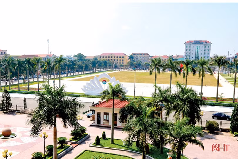 Những công trình tôn dáng vóc Thành Sen