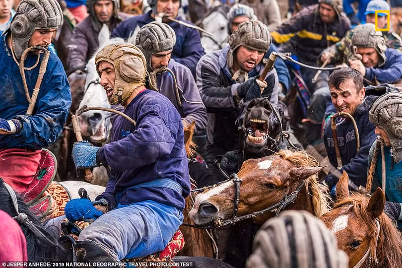 Mê mẩn những bức ảnh tuyệt đẹp dự thi Ảnh du lịch National Geographic 2019