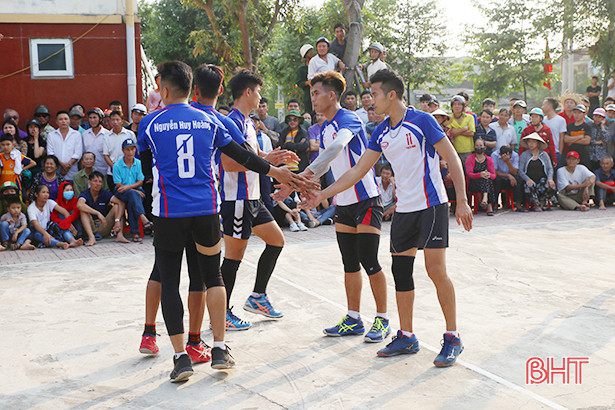 Thạch Bình nhất Giải Bóng chuyền nam TP Hà Tĩnh