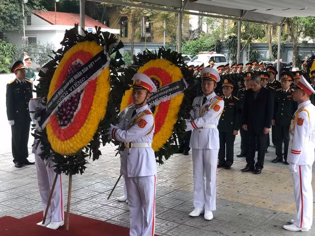 Lãnh đạo Đảng, Nhà nước dâng hương viếng Trung tướng Đồng Sỹ Nguyên