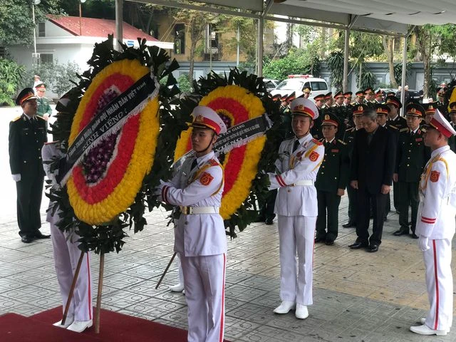 Lãnh đạo Đảng, Nhà nước dâng hương viếng Trung tướng Đồng Sỹ Nguyên