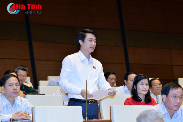 quoc hoi thao luan ve luat canh tranh sua doi